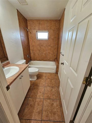 4526 SANTA BARBARA BOULEVARD 4526, Cape Coral, FL 33914
