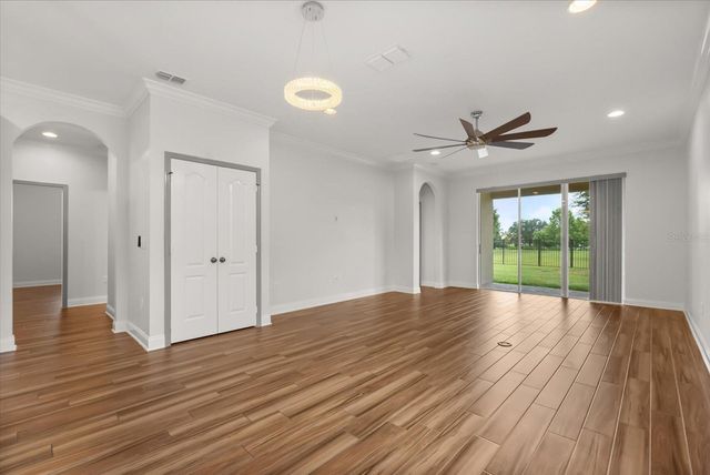 31992 REDTAIL RESERVE BOULEVARD, Sorrento, FL 32776