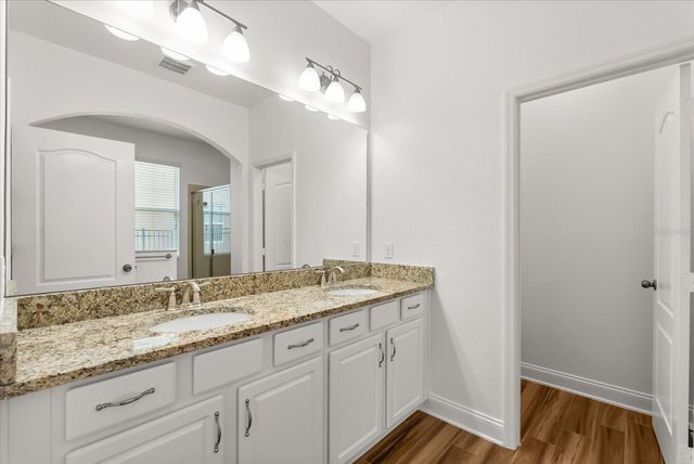 31992 REDTAIL RESERVE BOULEVARD, Sorrento, FL 32776