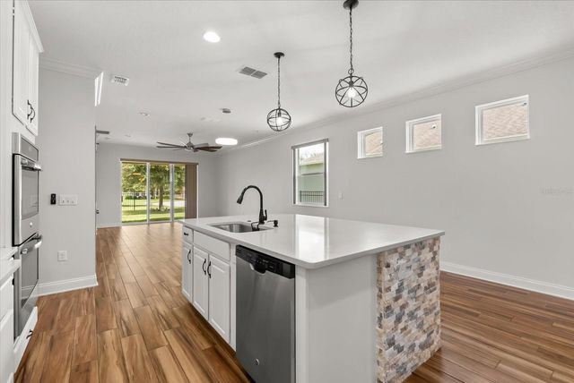 31992 REDTAIL RESERVE BOULEVARD, Sorrento, FL 32776