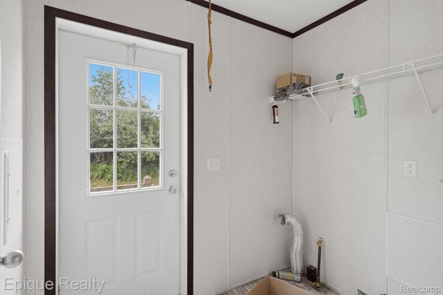17107 Detroiter, Springfield Charter Township, MI 48350