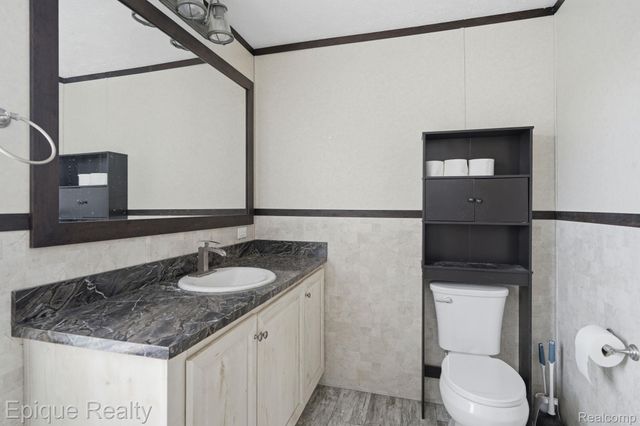 17107 Detroiter, Springfield Charter Township, MI 48350