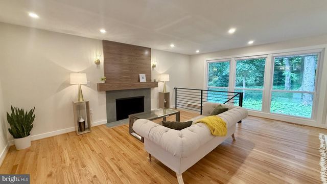 5708 ANNAMARIE CT, Rockville, MD 20855
