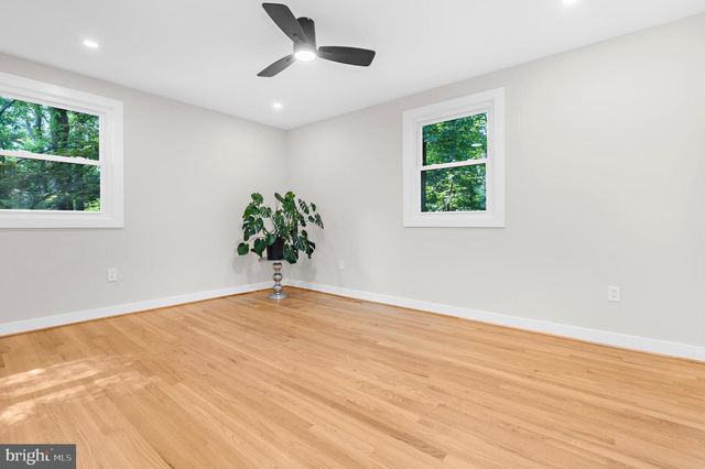 5708 ANNAMARIE CT, Rockville, MD 20855