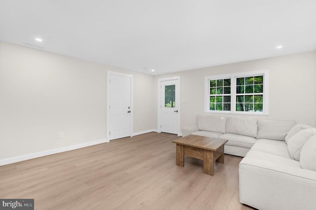 5708 ANNAMARIE CT, Rockville, MD 20855