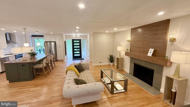 5708 ANNAMARIE CT, Rockville, MD 20855