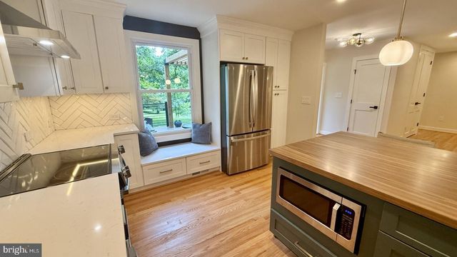 5708 ANNAMARIE CT, Rockville, MD 20855
