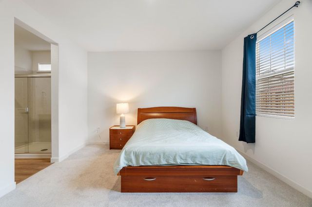 8462 Kissa Cir, Elk Grove, CA 95757