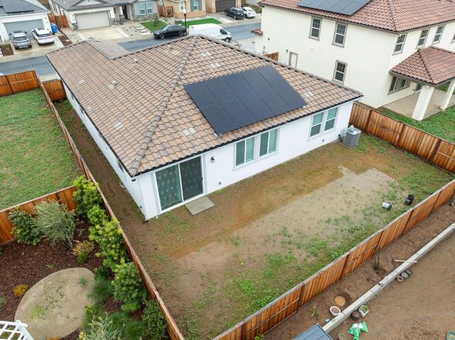 8462 Kissa Cir, Elk Grove, CA 95757