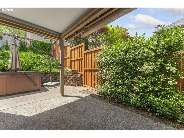 16552 Sw HENDERSON Ct, Beaverton, OR 97007