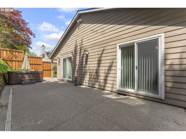 16552 Sw HENDERSON Ct, Beaverton, OR 97007