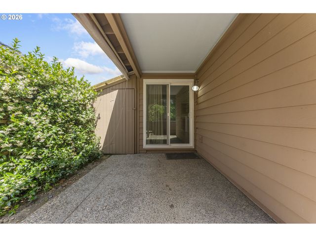 16552 Sw HENDERSON Ct, Beaverton, OR 97007
