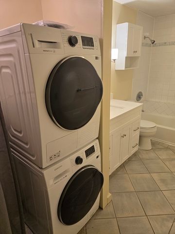 46 Silver Hill 10, Natick, MA 01760