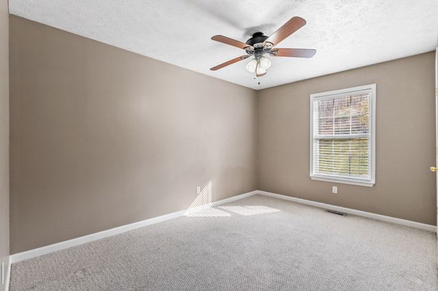 3467 New Hope Rd, Hendersonville, TN 37075