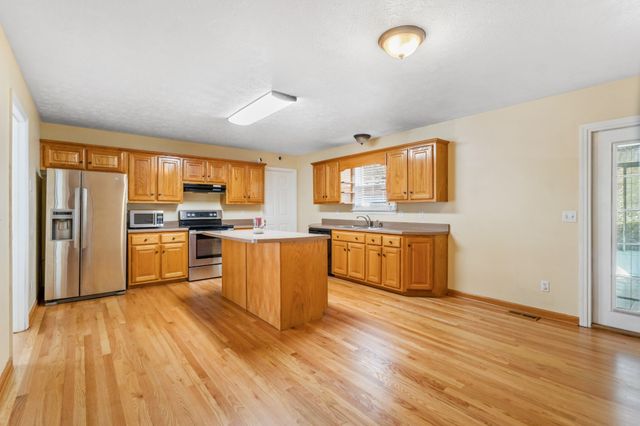 3467 New Hope Rd, Hendersonville, TN 37075