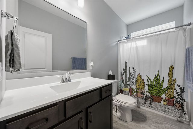 1935 Bowstring Dr, Marion, IA 52302