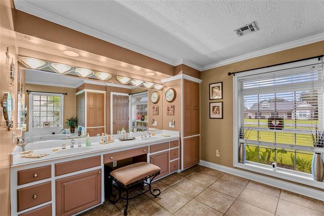 6917 Shadow Lane, Lake Charles, LA 70605