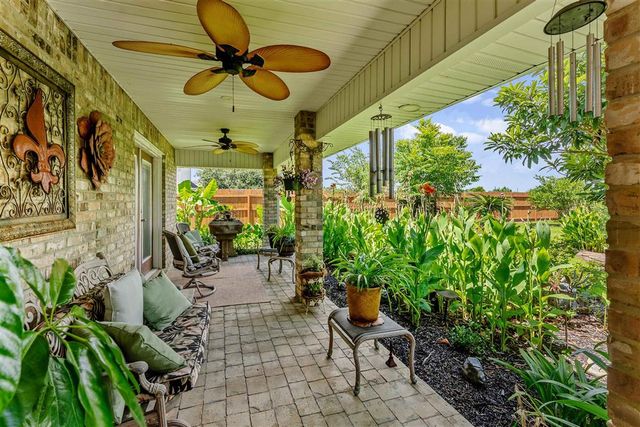 6917 Shadow Lane, Lake Charles, LA 70605