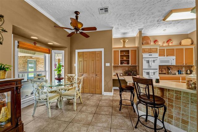 6917 Shadow Lane, Lake Charles, LA 70605