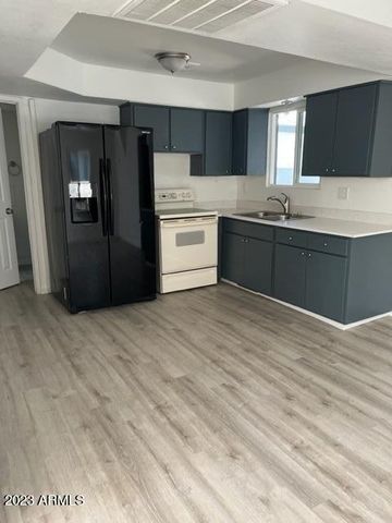 812 S Greenleaf Lane, Avondale, AZ 85323