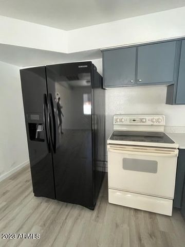 812 S Greenleaf Lane, Avondale, AZ 85323