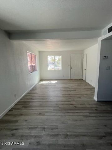 812 S Greenleaf Lane, Avondale, AZ 85323