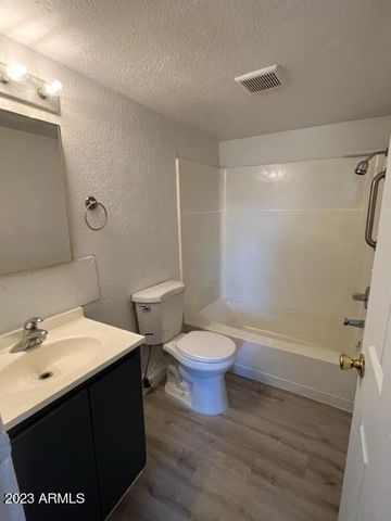 812 S Greenleaf Lane, Avondale, AZ 85323