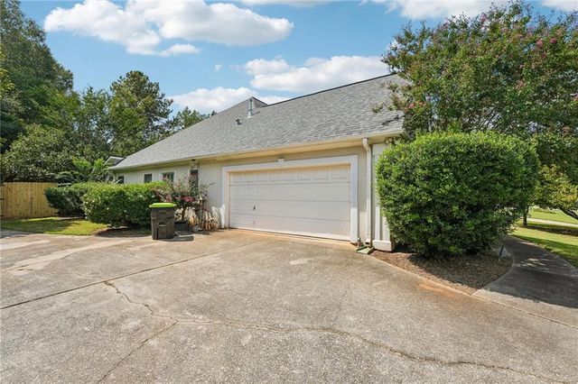 122 Acadian Drive, Stockbridge, GA 30281