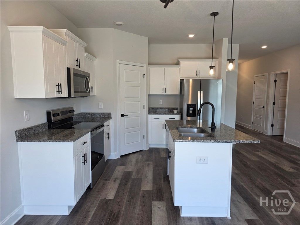 Image 15 of property listing at 123 Susan Drive, Rincon, GA 31326