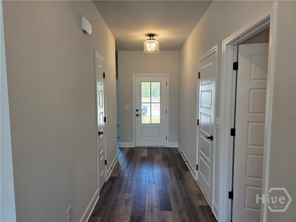 Image 4 of property listing at 123 Susan Drive, Rincon, GA 31326