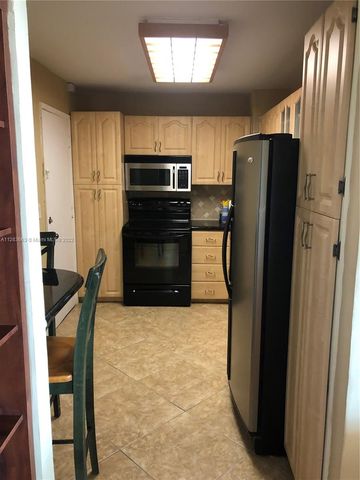 5005 Collins Ave 1202, Miami Beach, FL 33140