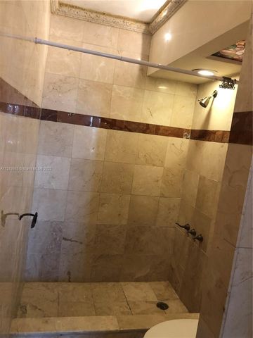 5005 Collins Ave 1202, Miami Beach, FL 33140