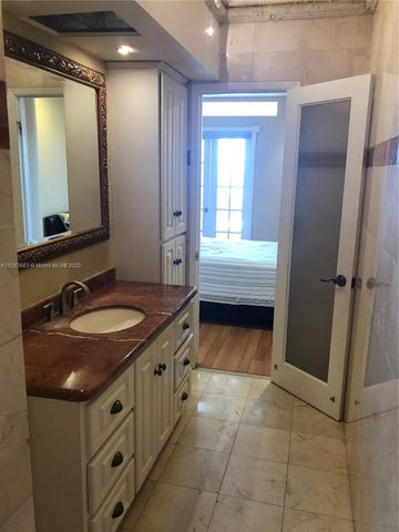 5005 Collins Ave 1202, Miami Beach, FL 33140