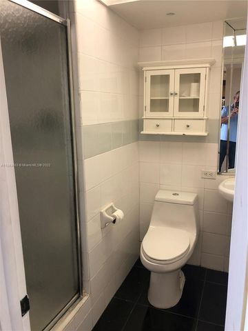 5005 Collins Ave 1202, Miami Beach, FL 33140