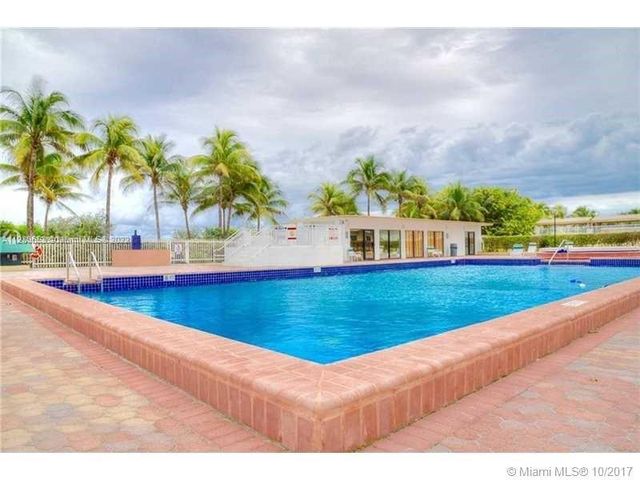 5005 Collins Ave 1202, Miami Beach, FL 33140