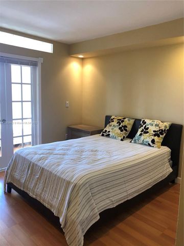 5005 Collins Ave 1202, Miami Beach, FL 33140