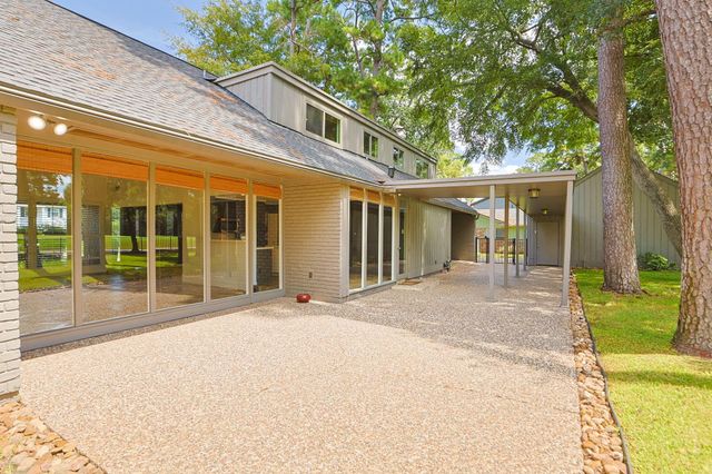 6003 Bermuda Dunes Drive, Houston, TX 77069