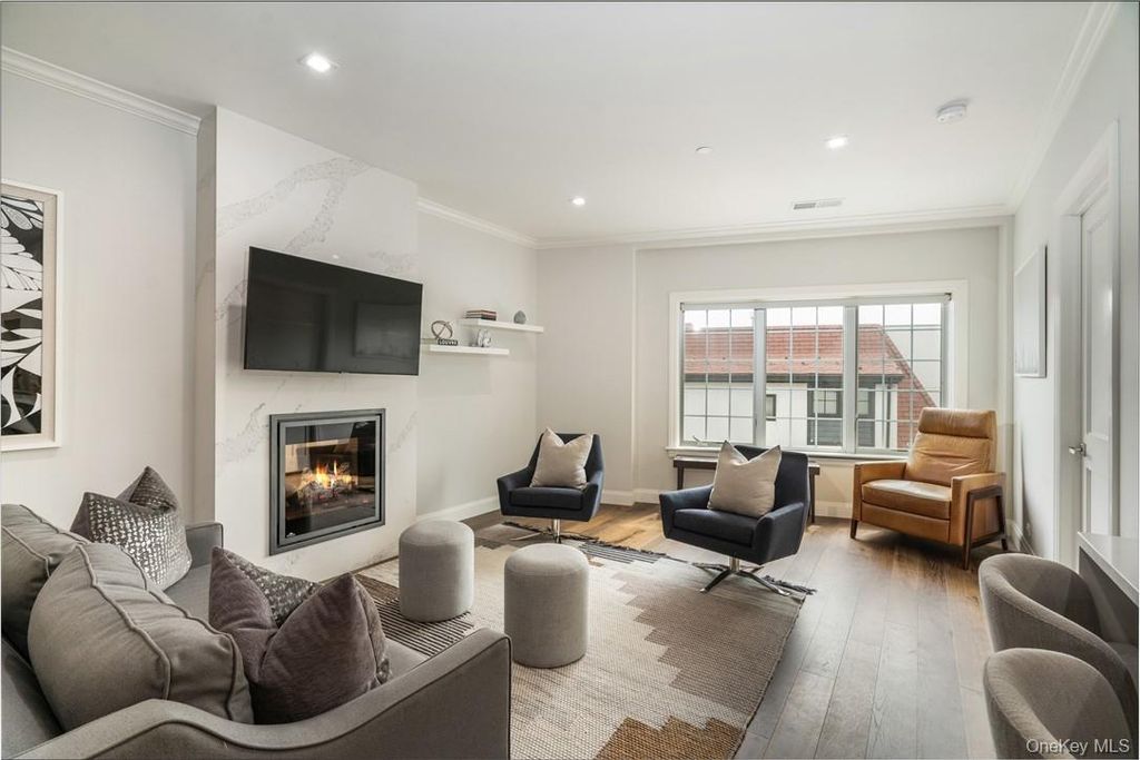 100 Main Street 3B, Tuckahoe, NY 10707