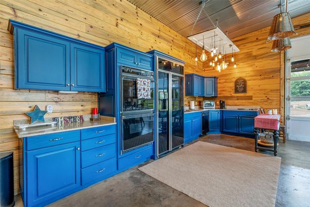 377 Utzman Road, Kilgore, TX 75662