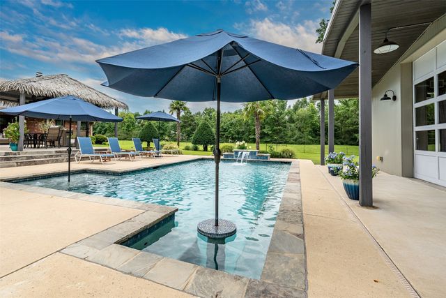 377 Utzman Road, Kilgore, TX 75662