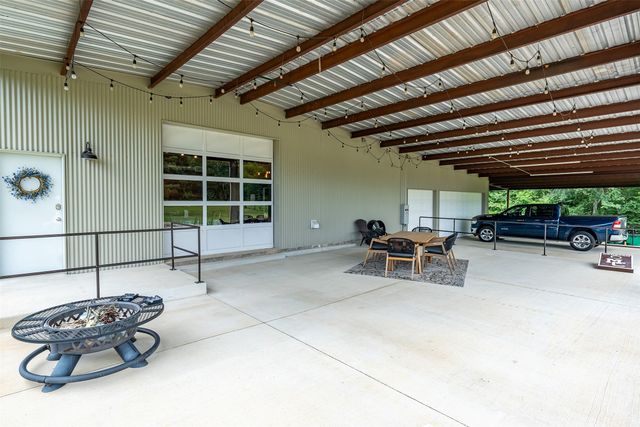 377 Utzman Road, Kilgore, TX 75662