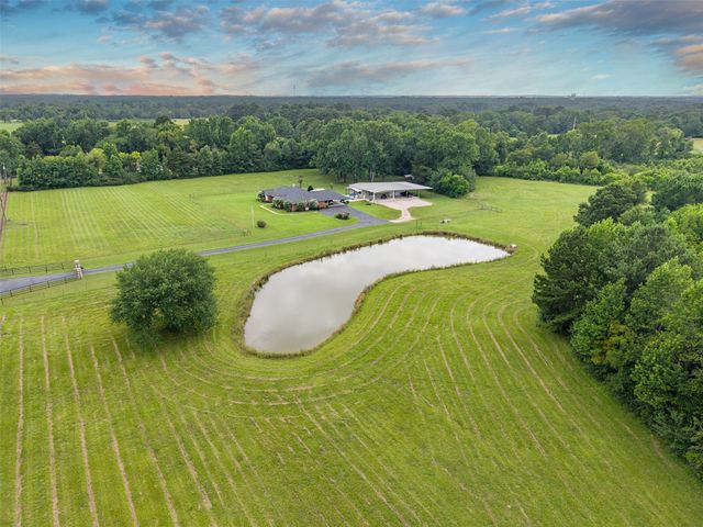 377 Utzman Road, Kilgore, TX 75662