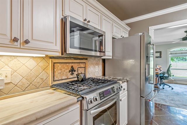 377 Utzman Road, Kilgore, TX 75662
