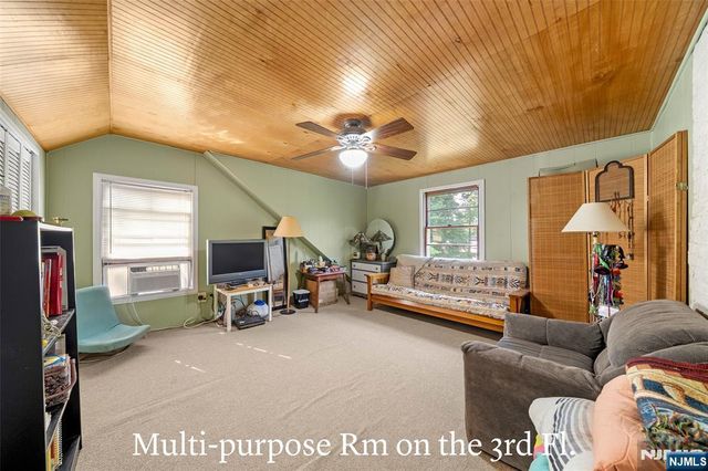 332 Harold Avenue, Leonia, NJ 07605