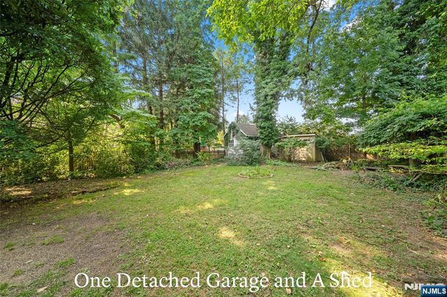 332 Harold Avenue, Leonia, NJ 07605