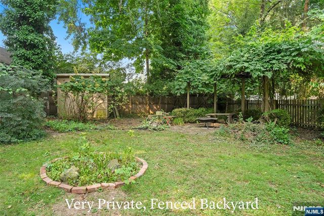332 Harold Avenue, Leonia, NJ 07605