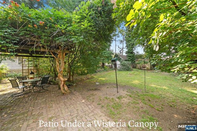 332 Harold Avenue, Leonia, NJ 07605