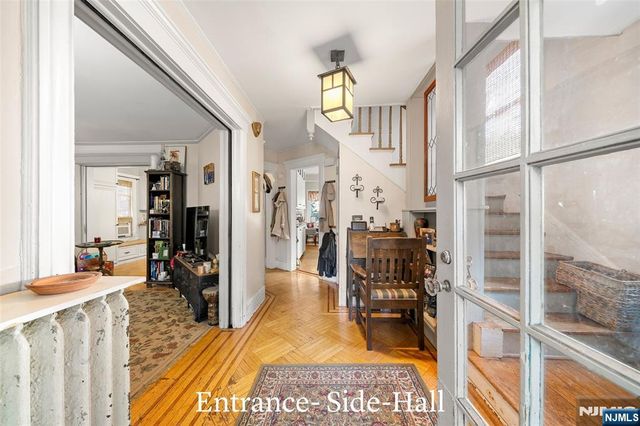 332 Harold Avenue, Leonia, NJ 07605