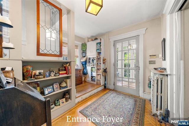 332 Harold Avenue, Leonia, NJ 07605
