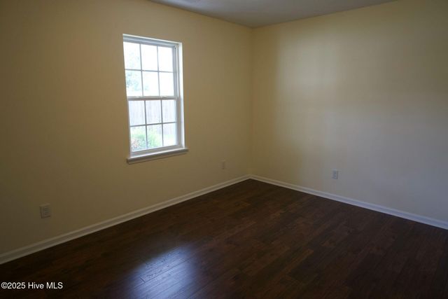 205 Angie Court, Richlands, NC 28574